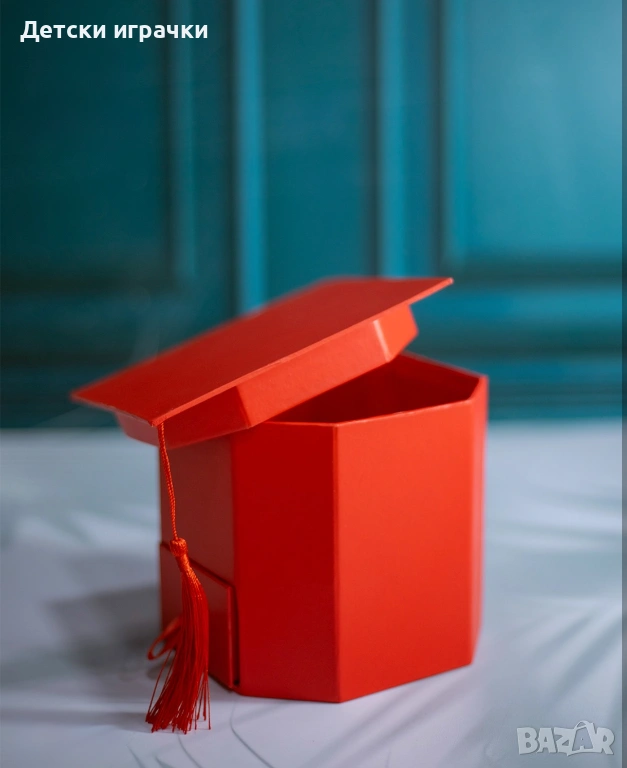Подаръчна кутия с чекмедже и капак абитуриентска шапка, червена, снимка 1