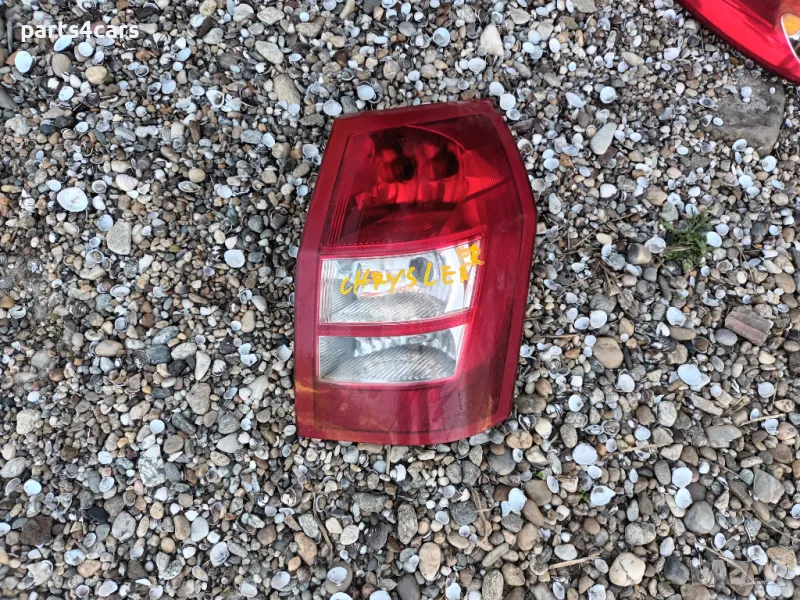 десен стоп за крайслер 300С комби 300Ц CHRYSLER 300C , снимка 1