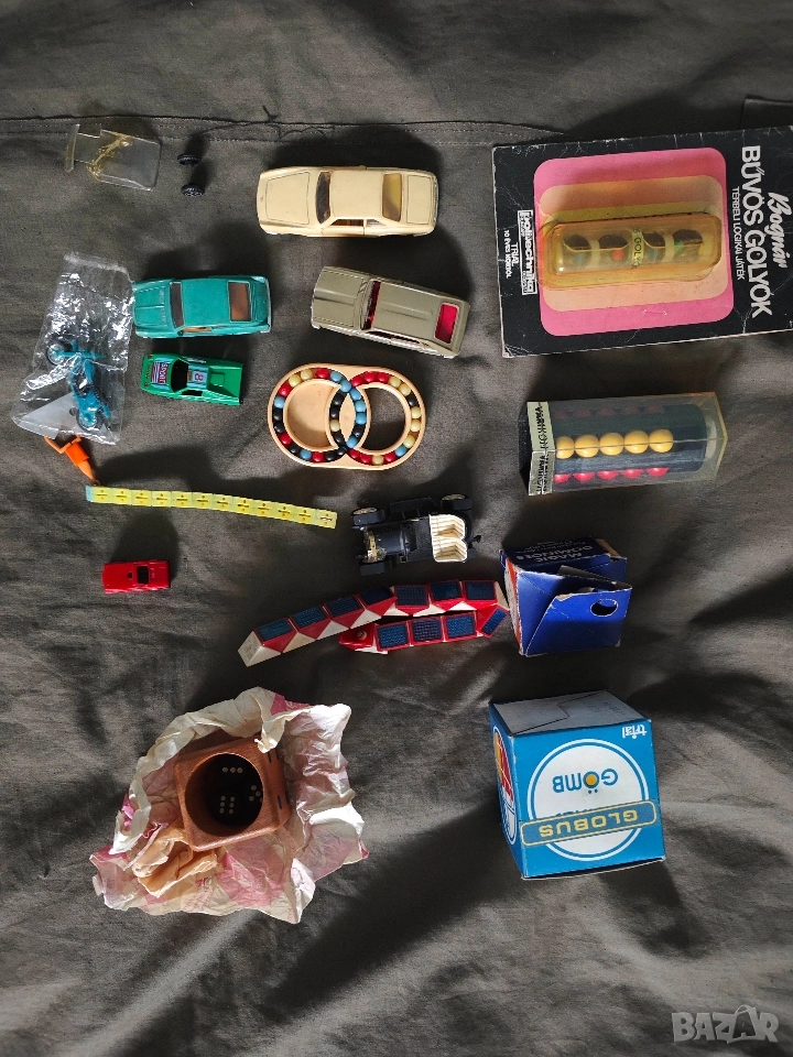 играчки от соца : колички, зарчета, тип Рубик, снимка 1