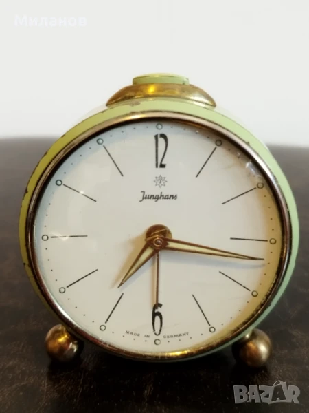 Стар механичен будилник, настолен часовник, снимка 1