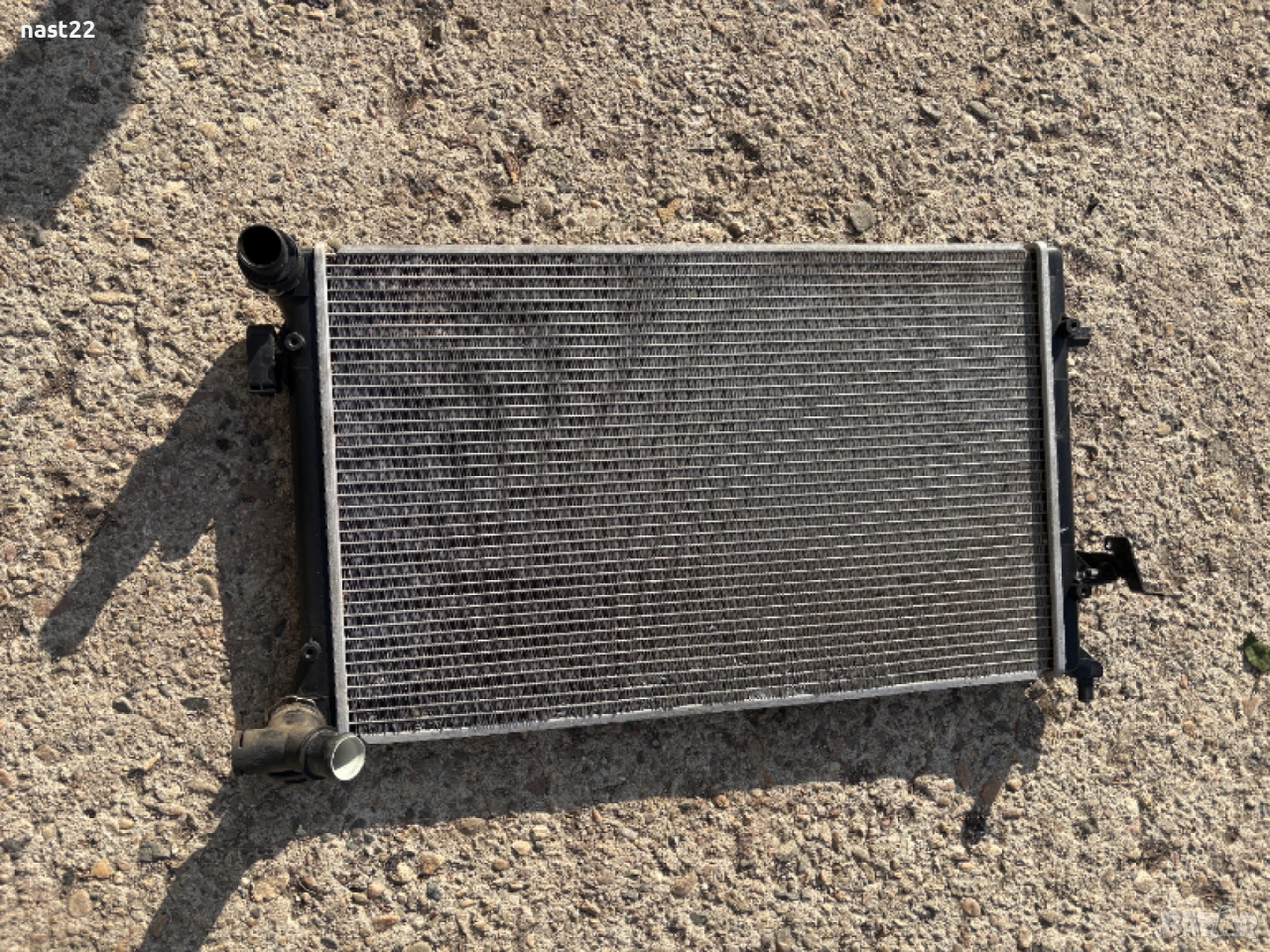 Воден радиатор за Фолксваген Голф 5,VW Golf 5 1.6 102 , снимка 1