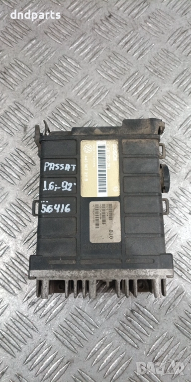 Компютър VW Passat 1.6i 1992г. 0261200261 443907311B , снимка 1