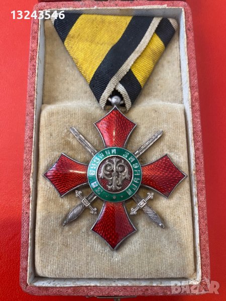 Орден за военна заслуга 5 степен с кутия Царство България, снимка 1