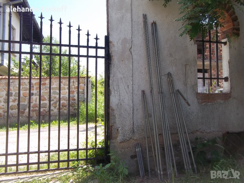 Ретро оборудване за палатка тента навес заслон стоманени рейки ъгли и колчета от дурал Apag, снимка 1