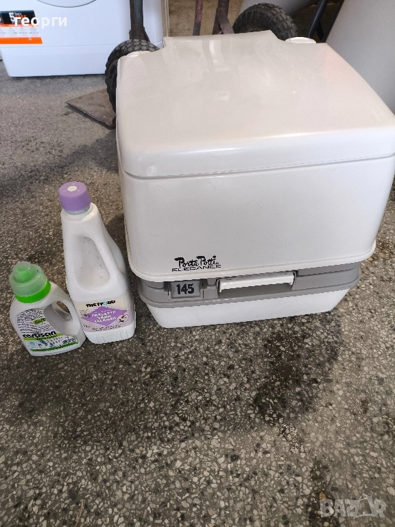 химическа тоалетна, снимка 1