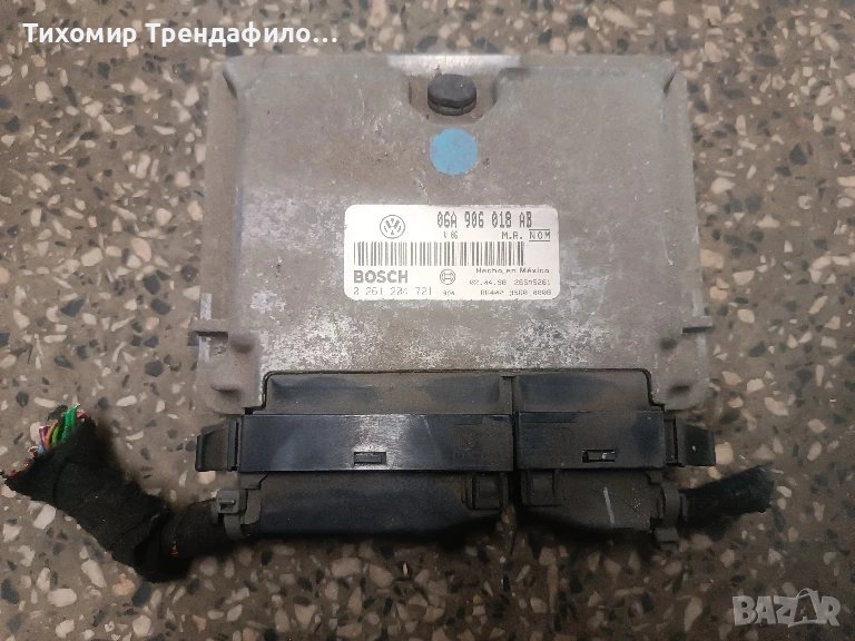 ECU VW Beetle 2.0i 8v 115hp Bosch ME5.9.2 06A906018AB 0261204721 компютър битъл 99г бензин, снимка 1