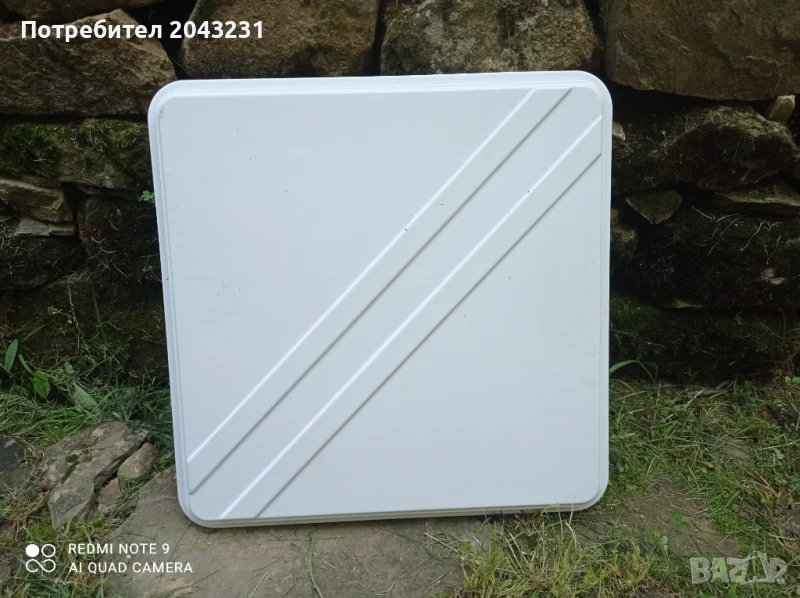 14dbi панелна хелиум антена 880MHz Helium, снимка 1