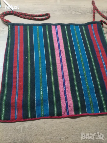 Автентични престилки с народни мотиви, снимка 1