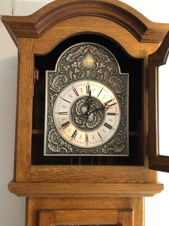 Колонен часовник в Стенни часовници в гр. Бургас - ID39950776 — Bazar.bg