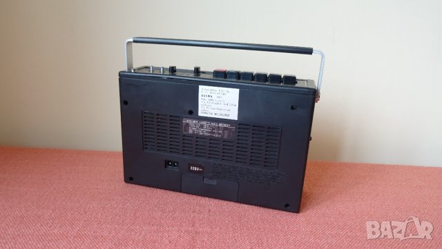 vintage SANWA 7003 Radio Tape-Recorder, снимка 9 - Радиокасетофони, транзистори - 32558462