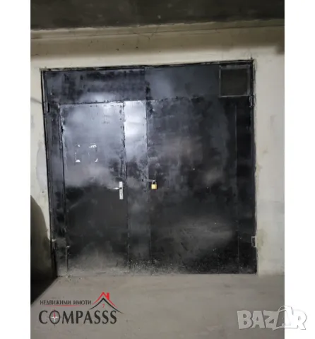 ГАРАЖ, район автогара, гр. Добрич – 23000лева!, снимка 4 - Гаражи и паркоместа - 47463374