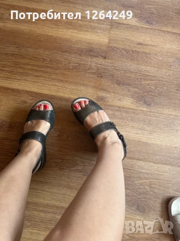 Обувани са 5 пъти , снимка 2 - Сандали - 50819373