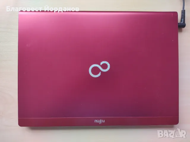 Лаптоп Fujitsu Lifebook - лицензиран Windows 10 Pro
