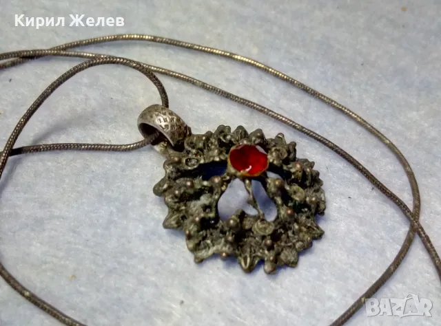 СТАР СКЪПОЦЕНЕН ПОСРЕБРЕН МЕДЕН МЕДАЛЬОН с НАТУРАЛЕН ГРАНАТ и СРЕБЪРНО КОЛИЕ СРЕБРО 925 ITALY 49773, снимка 3 - Антикварни и старинни предмети - 49886270