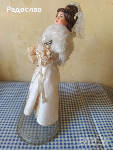 стара колекционерска кукла Младоженка , снимка 3 - Колекции - 52262098