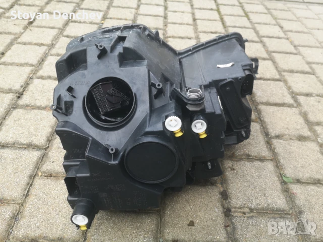 Десен фар за шкода карок 2020 г в безупречно състояние, снимка 3 - Части - 51234650