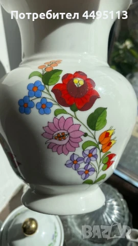 Порцеланова ваза за цветя Унгария, снимка 6 - Вази - 50576039