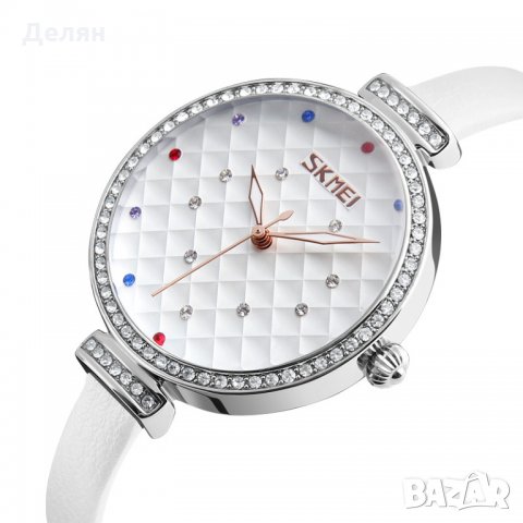 Дамски кварцов часовник, бял с кристалчета, снимка 2 - Дамски - 27940256
