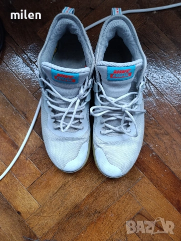 Продавам маратонки Nike Airmax