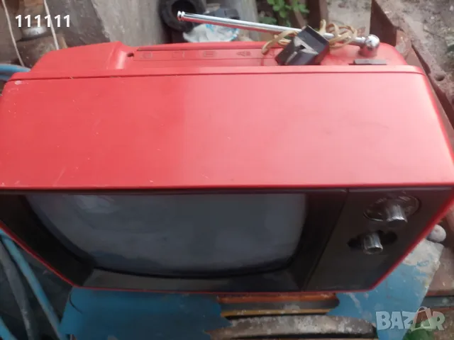 Стар телевизор за колекционери работещ , снимка 5 - Други ценни предмети - 38520774