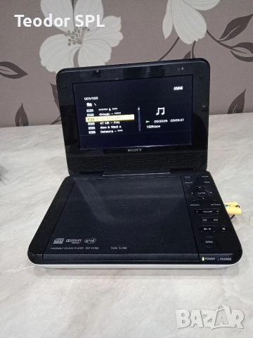 dvd player sony , снимка 2 - Плейъри, домашно кино, прожектори - 53053545