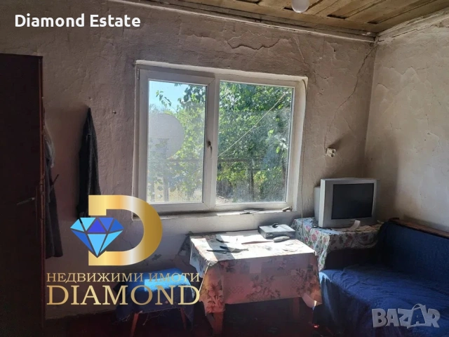 Едноетажна къща в село Езерово, обл. Пловдив, снимка 16 - Къщи - 53008224