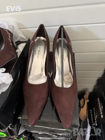 Велурени токове в кафяв цвят, снимка 2 - Дамски обувки на ток - 50005647