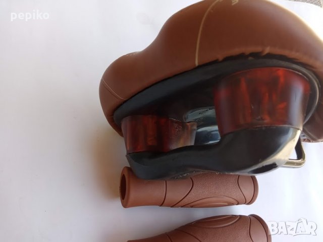Продавам колела внос от Германия Комплект нови седалка и грипове SELLE ASSANO ITALY, снимка 12 - Велосипеди - 28644786