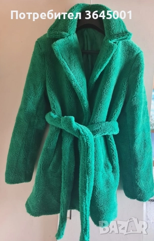 Топло и меко зимно палто от изкуствен каракул. Размер S/M 