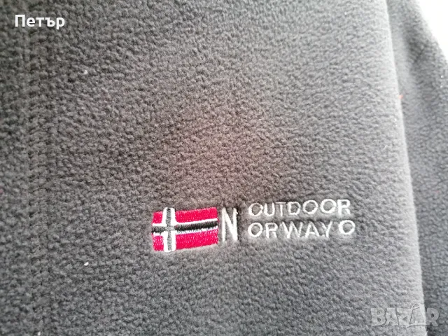 Продавам чисто нови черни дебели полари Outdoor Norway, снимка 2 - Суичъри - 49849680