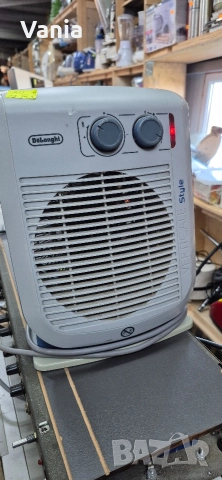 Отоплителна печка Delonghi, снимка 4 - Отоплителни печки - 52813991