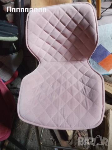 Бар столове и трапезни столове 