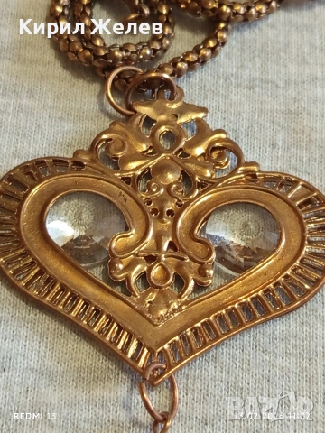 Винтидж колие ажурно метално сърце с инкрустирани кристали красива орнаментика 51237, снимка 2 - Колиета, медальони, синджири - 53463881