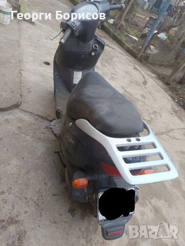Скутер Suzuki 150кубика, снимка 2 - Мотоциклети и мототехника - 53218677