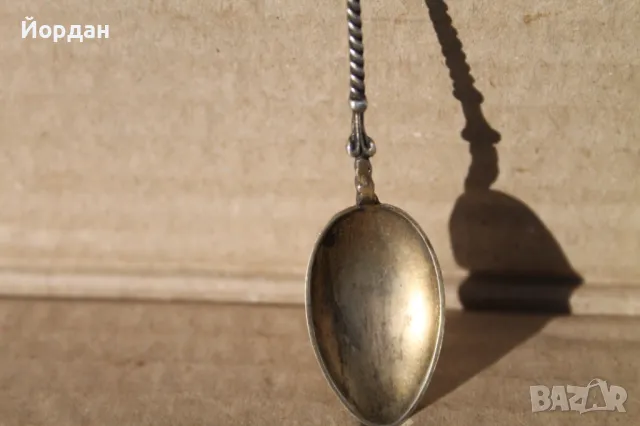 Сребърна лъжица , снимка 2 - Други ценни предмети - 49596169