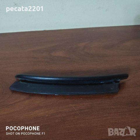 Продавам - оригинална добавка в задна броня лява част за Мерцедес S class w222, снимка 2 - Части - 37714171