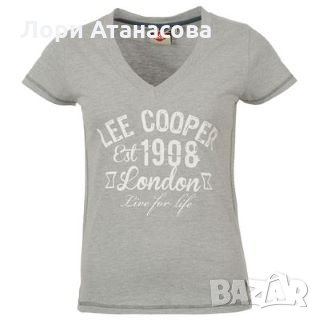 Лятото ви зове с тениска Lee Cooper с къси ръкави и с принт с надпис и бляскави детайли отпред