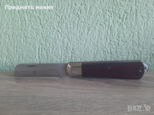 Сгъваемо ножче с дървена дръжка