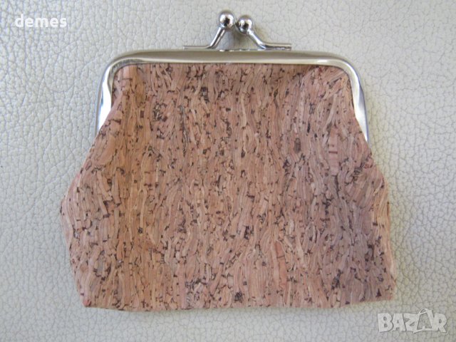Дамска портмоне от естествен корк, Португалия, снимка 2 - Портфейли, портмонета - 40136186