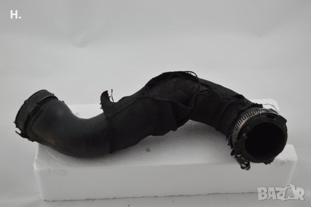 Маркуч въздух AUDI A4 Avant (B7 8E) 2004-2008 30лв, снимка 2 - Части - 32553139