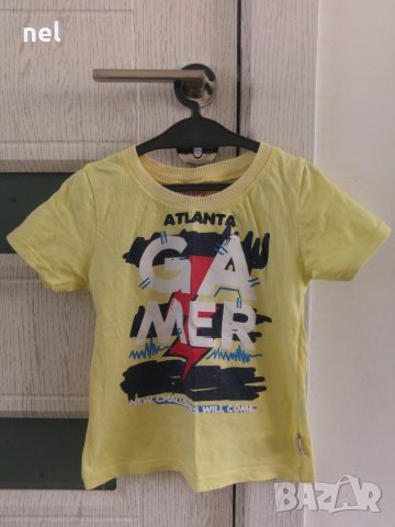 Комплект тениска и къси панталони