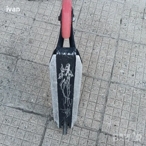 Къстъм тротинетка за трикове, снимка 6 - Скутери и тротинетки - 47718224