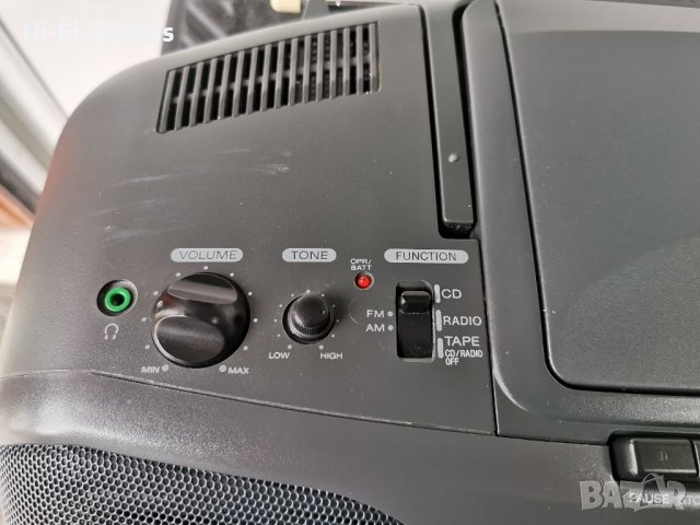 Радио Ресийвър касетен дек CD player SONY CDF-909 , снимка 4 - Радиокасетофони, транзистори - 39961281