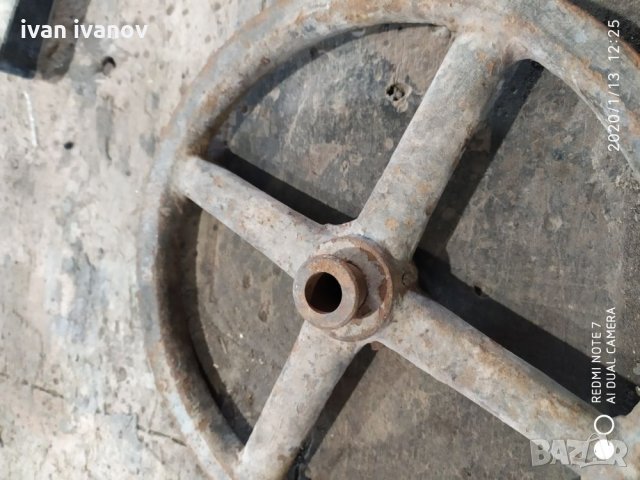 Ремъчни шаиби, снимка 4 - Резервни части за машини - 27613599