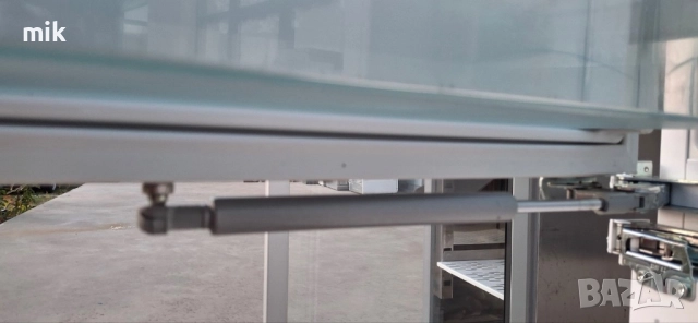 Хладилник с фризер за вграждане Миеле 177см, снимка 8 - Хладилници - 52121934