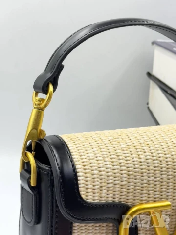 чанти valentino garavani , снимка 5 - Чанти - 50996570