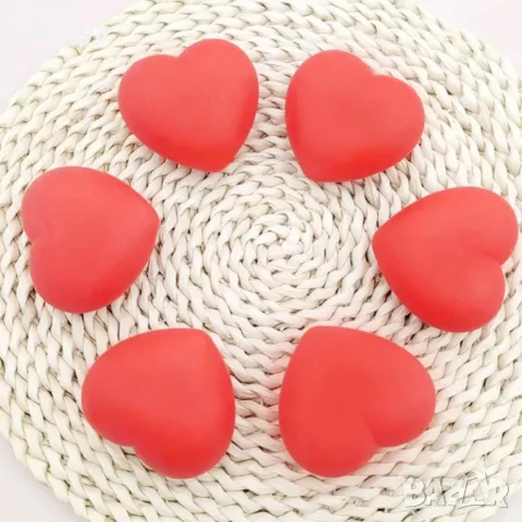 5719 Светещо червено LED сърце за романтична украса, 7 см, снимка 3 - Декорация за дома - 49179062