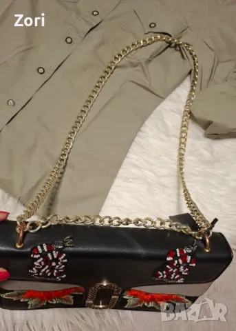 СТРАХОТНА черна чанта с 3Д апликации , снимка 7 - Чанти - 47909122