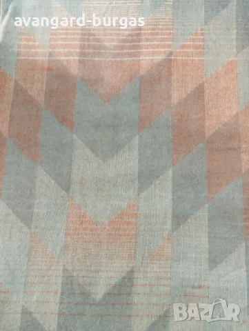 Дамски шал плътен кашмир - 150, снимка 3 - Шалове - 48158769