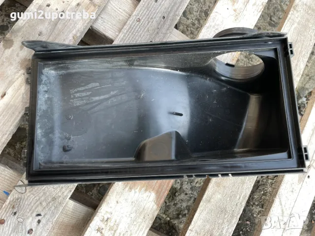 Капак Кутия Въздушен Филтър 7P0129601 Porsche Cayenne 3.0D 92A/2012г, снимка 4 - Части - 49693846